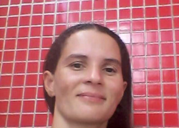 Mulher é morta a facadas pelo ex-marido quando chegava no trabalho no Piauí